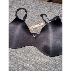 Skims Wireless Push Up Bra 36DD New With Tags